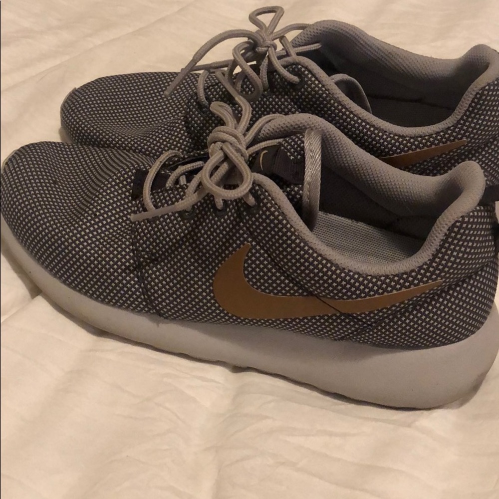 Grey and Gold Nike Frees size 6.5